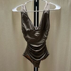 J.CREW NEW SIZE 2 One Piece Swimsuit